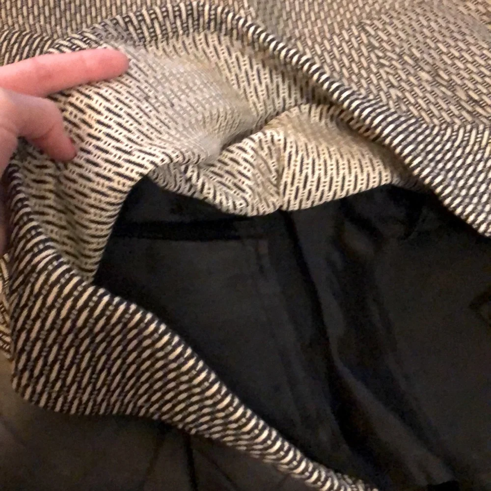 Tracy Reese | Black & White Skirt | Size 2 - Picture 4 of 6